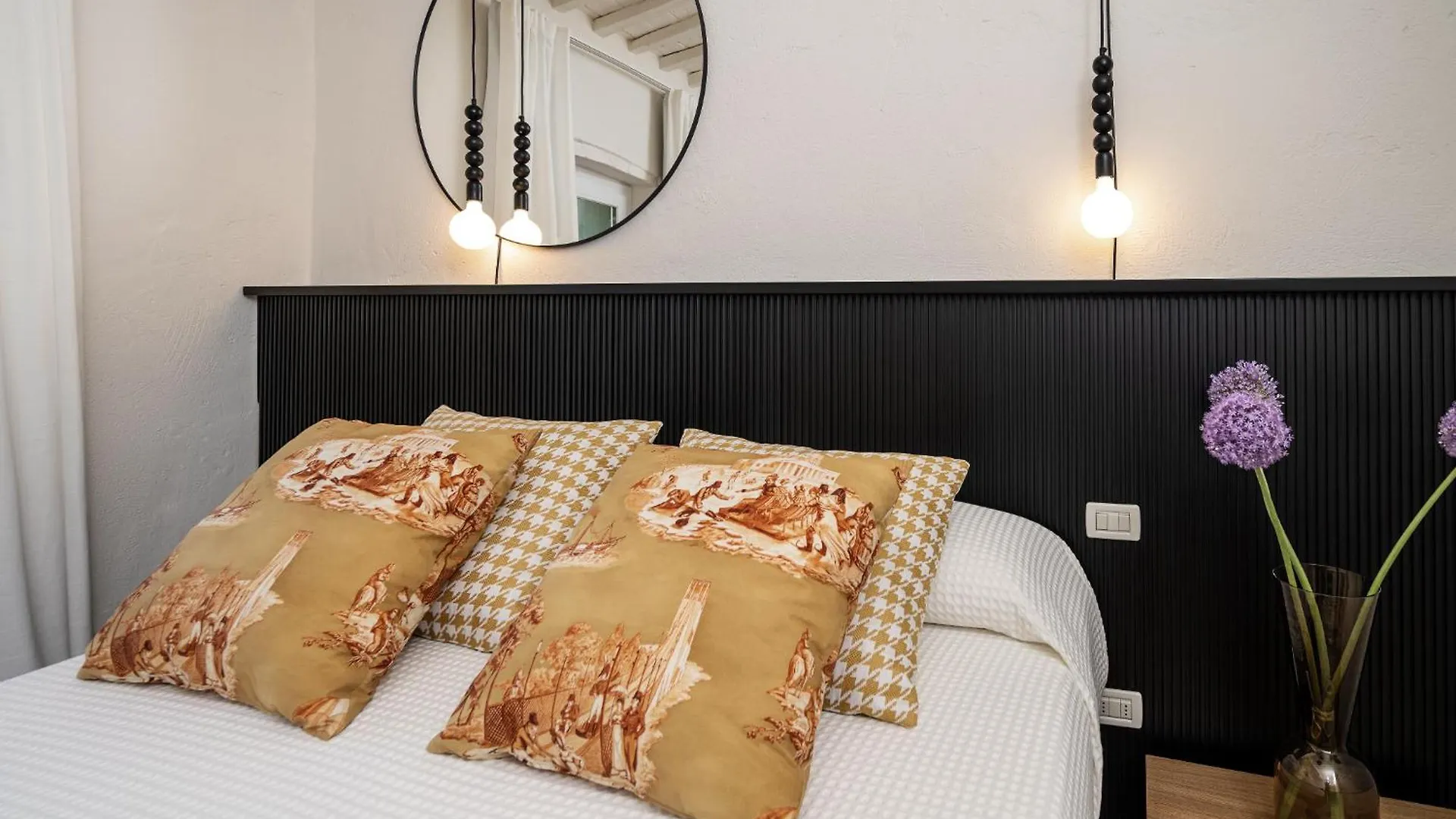 Scarlea Rooms Cecina  Guest house Cecina (Livorno)