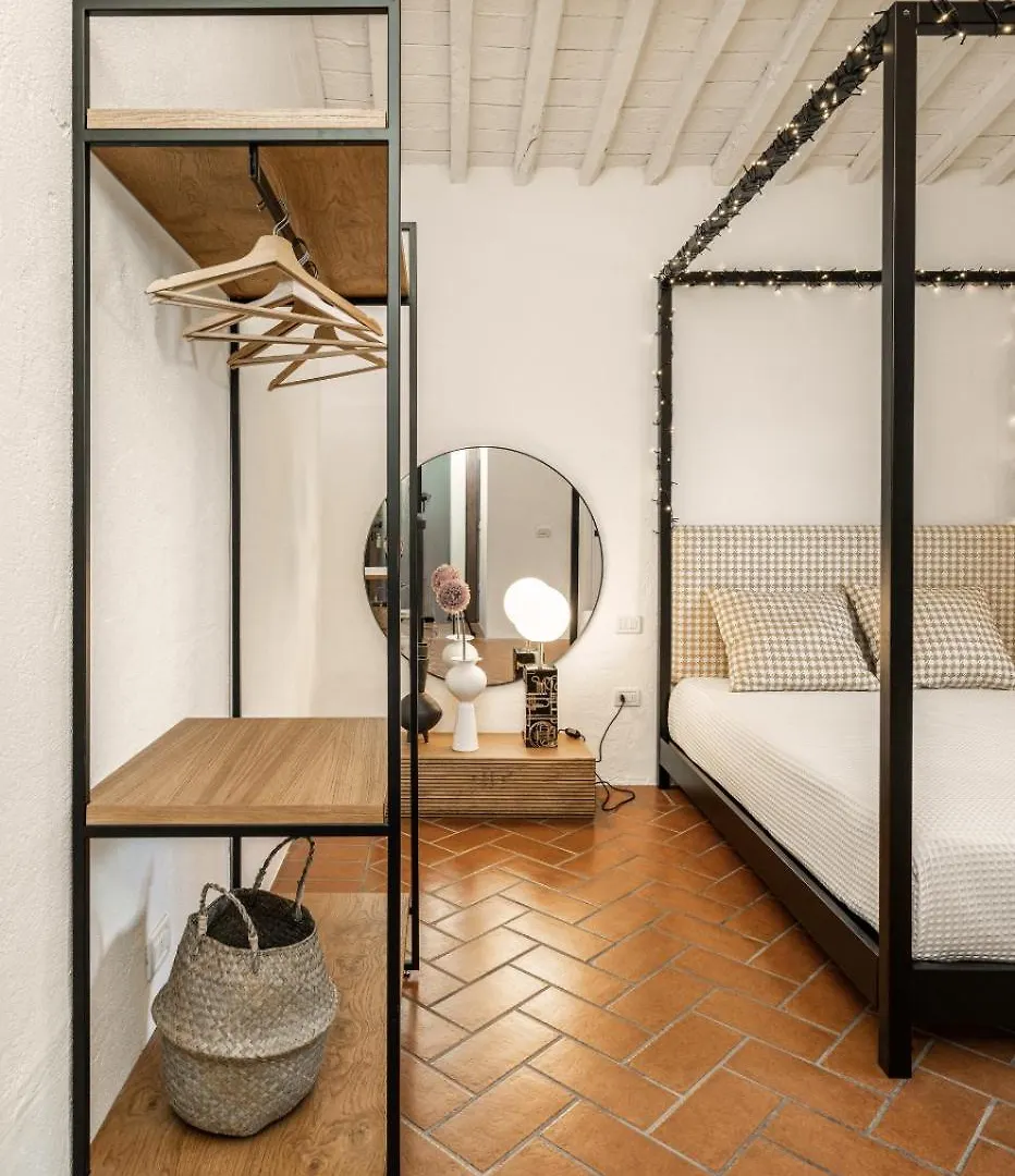Scarlea Rooms Cecina  Guest house Cecina (Livorno)